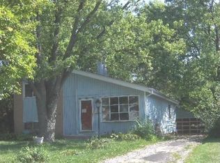 1613 Larry Ln, Glendale Heights, IL 60139