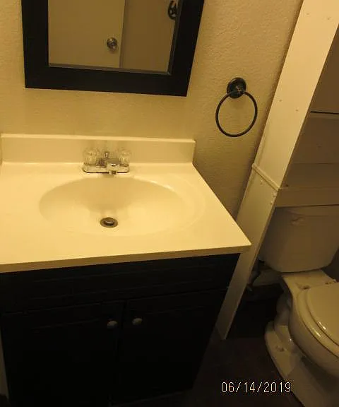605 Jackson St — Photo 7