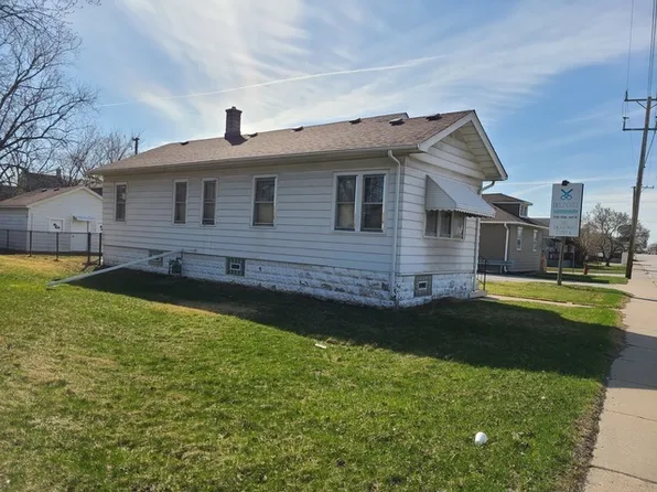 3117 Chicago Rd, Steger, IL 60475