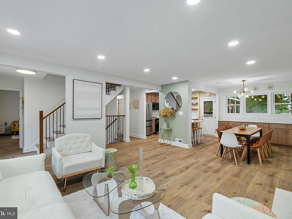 1st image of 8802 2nd Ave