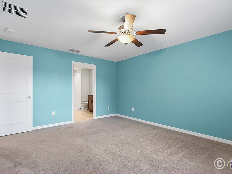 15430 Miller Creek Dr — Photo 14