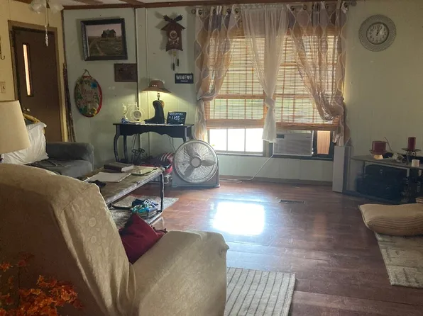 628 Hurt St, Dublin, TX 76446