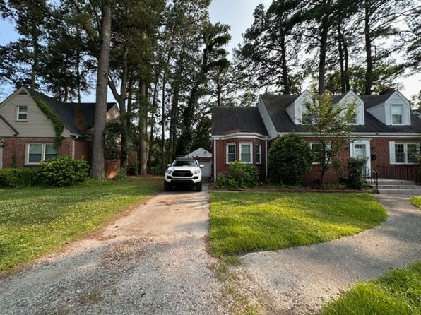 3707 Riverside Dr