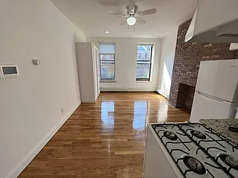 Rented by Best Apartments North Inc