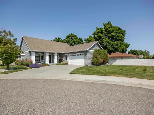 8820 W Imnaha Ct, Kennewick, WA 99336