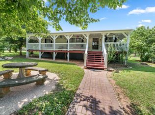 298 Irvindale Rd, Brookneal, VA 24528