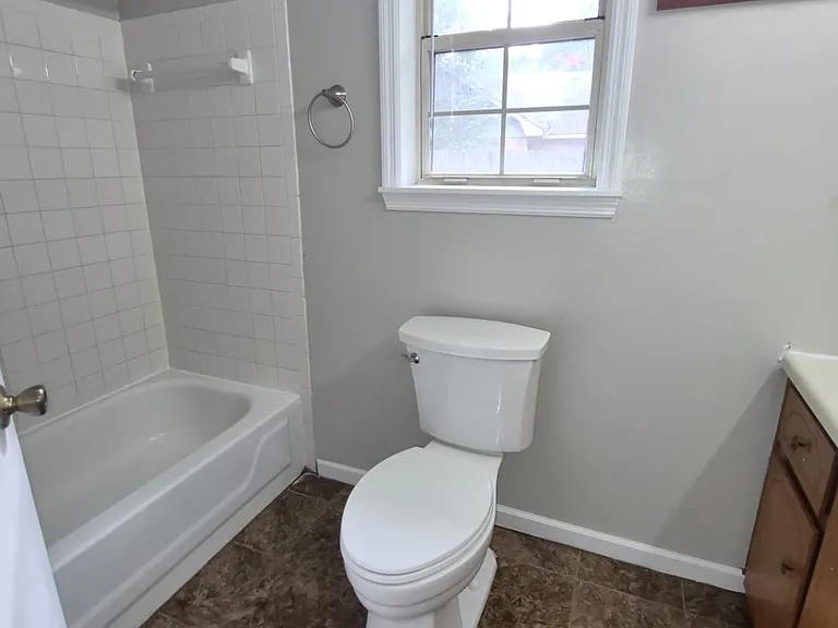 326 Nottingham Way — Photo 12