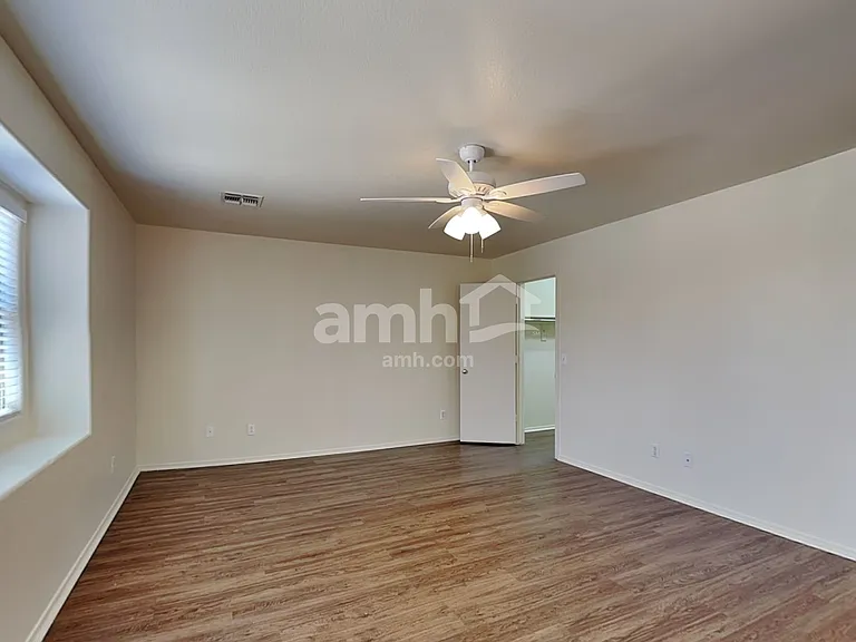 18554 W Mariposa Dr — Photo 12