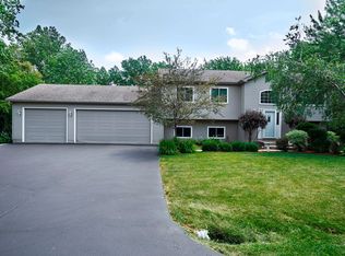 1315 N Garrick Ave, Waukegan, IL 60085