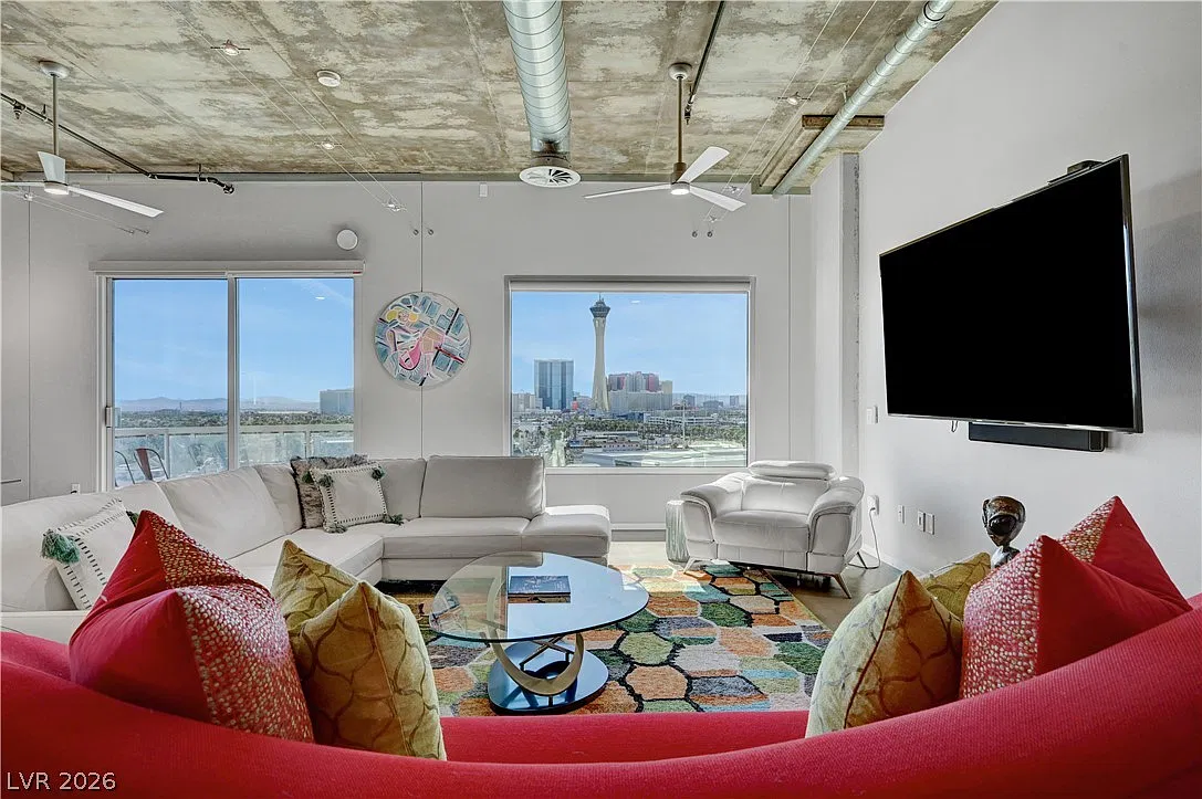 1 bed, 2.0 bath, 1785 sqft, $3,000 — Photo 3