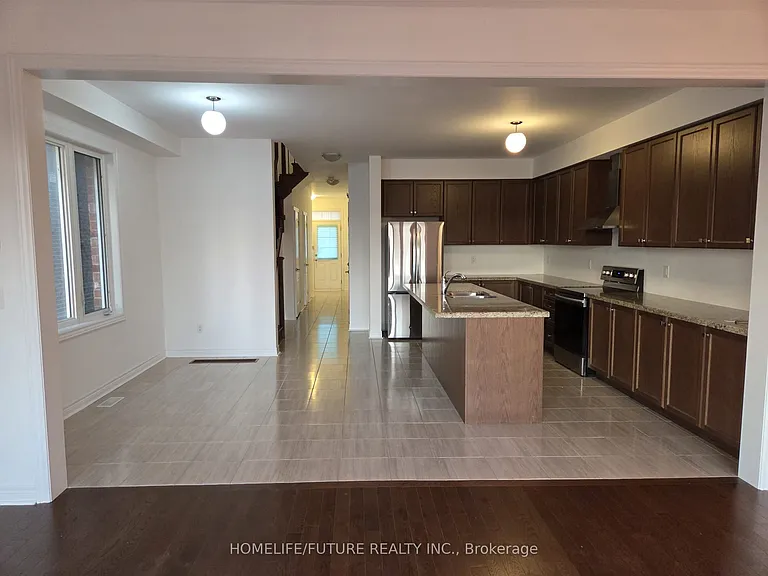 94 Cathedral Dr — Photo 3