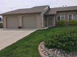 414 4th Ave SW, Surrey, ND 58785