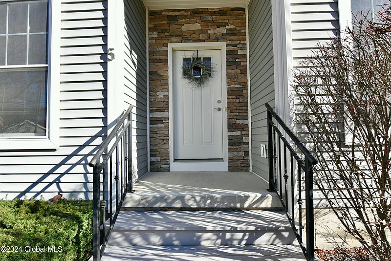 2nd image of 124 Jefferson Street #5