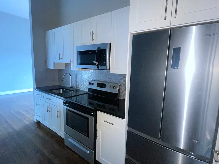 1507 S 17th St #306 — Photo 2