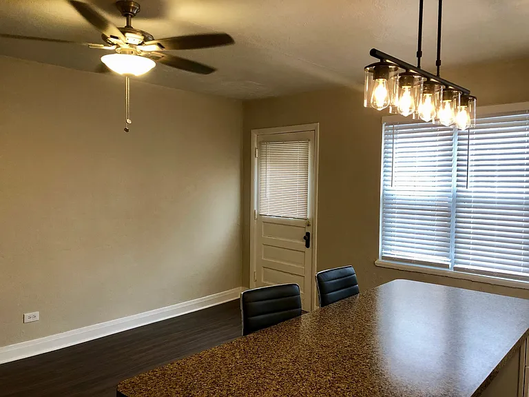 Main — Photo 8