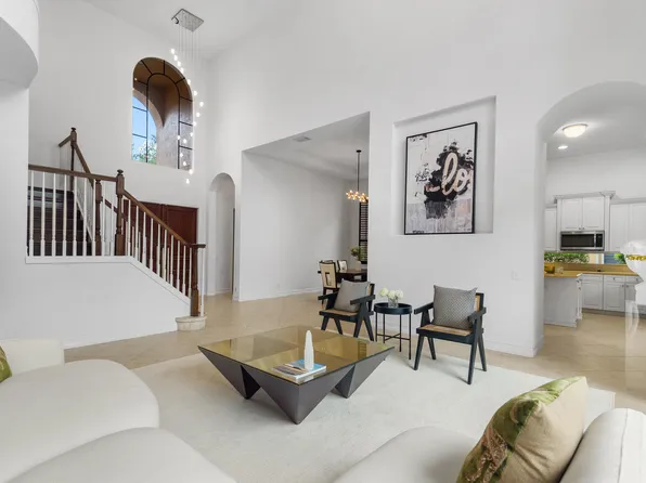 544 Edgebrook Ln, West Palm Beach, FL 33411