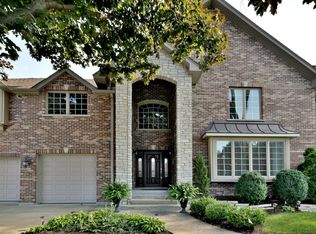 729 S Hawthorne Ave, Elmhurst, IL