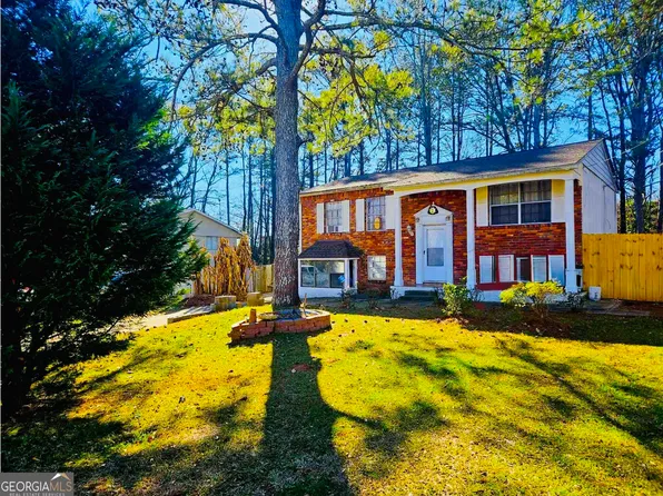 1025 Lynwood Pl, Forest Park, GA 30297