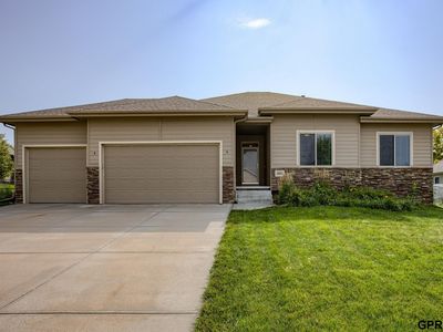 2001 S 195th St, Omaha, NE, 68130