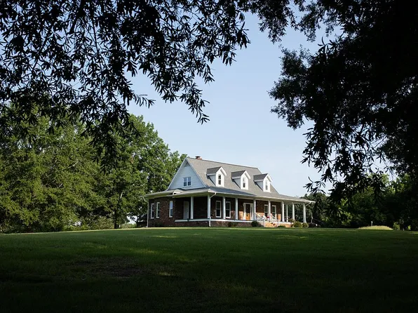 471 Windy Ridge Rd, Starkville, MS 39759