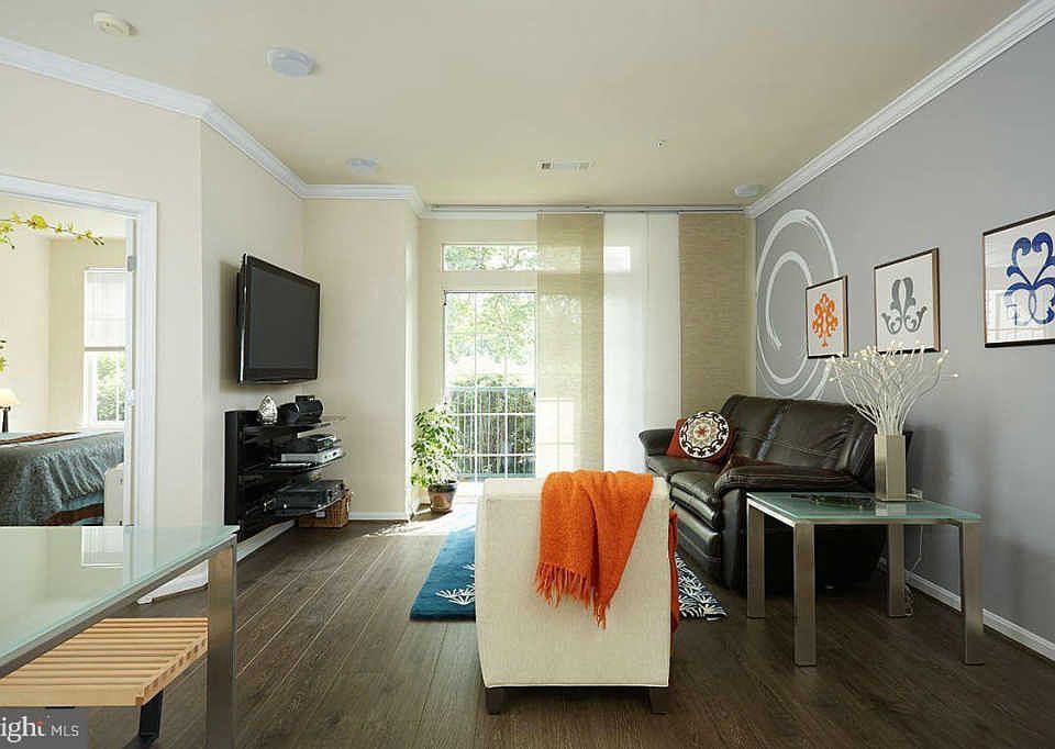 1st image of 2301 25th St S #4-106