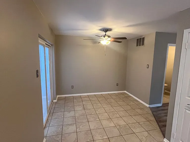 82 Liberty Dr — Photo 9