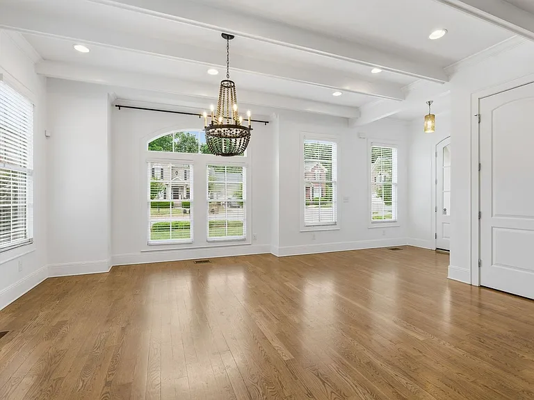 404 Woodmont Hall Pl — Photo 12