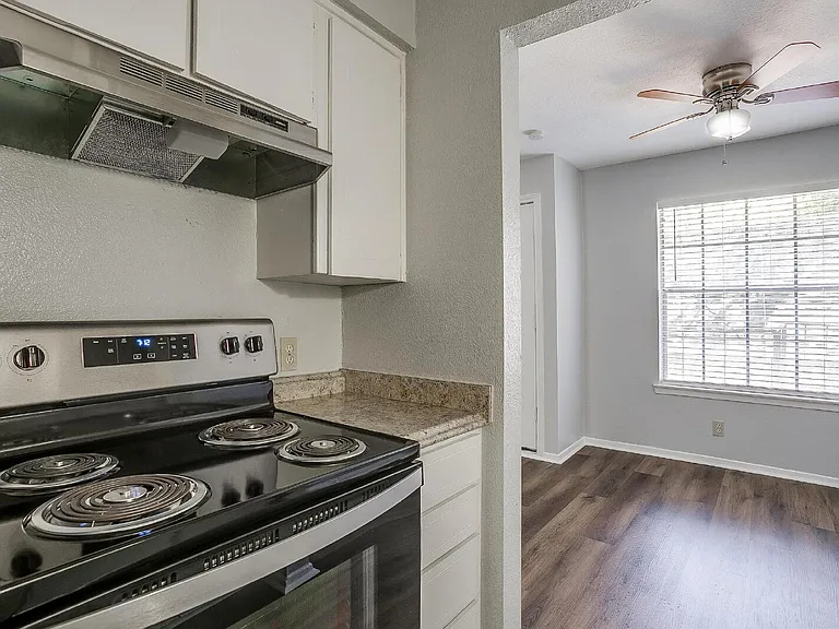 5201 Curzon Ave #5 — Photo 13