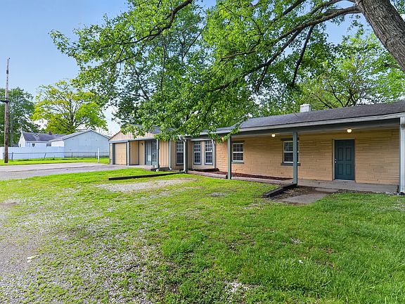 3rd image of 3702 N Hartman Dr