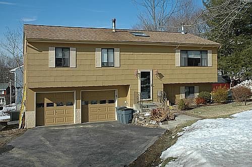 1st image of 3 Samson Dr