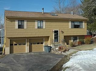 3 Samson Dr, Pleasantville, NY 10570