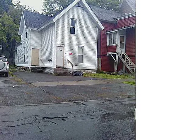 508 Highland St, Syracuse, NY 13203