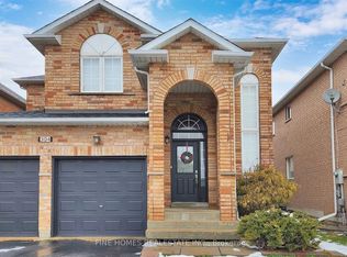 304 Drummond Dr, Vaughan, ON L6A 3C2