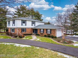 5123 Kenicott Trl, Brighton, MI 48114