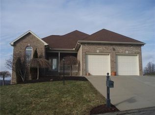 101 Quaker Ridge Ct, Beaver, PA 15009