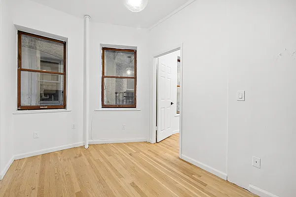 Rented by J PRESTON AND ASSOCIATES INC | media 7