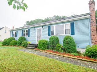 5 Corey Dr, Oxford, MA 01540