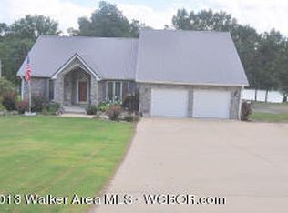 596 E Lakeshore Dr, Double Springs, AL 35553
