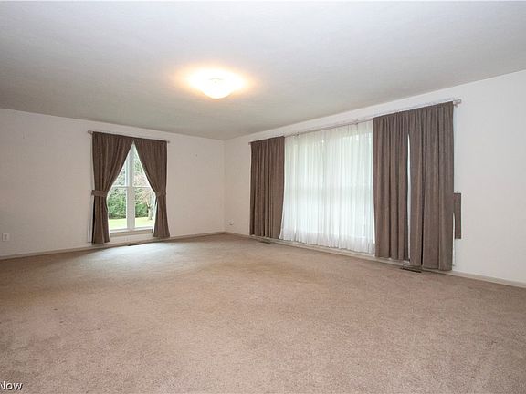 3rd image of 2180 S Carr Rd