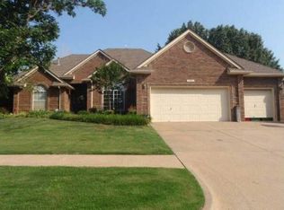1304 Olde North Pl, Edmond, OK 73034