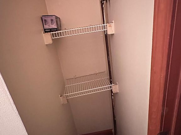 5th image of 104 Stable Ln #4