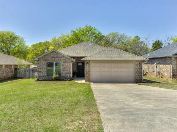 214 S 7th St, Noble, OK 73068