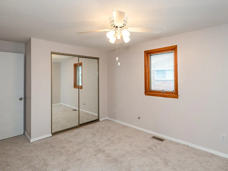 6757 Summerdale Dr — Photo 38