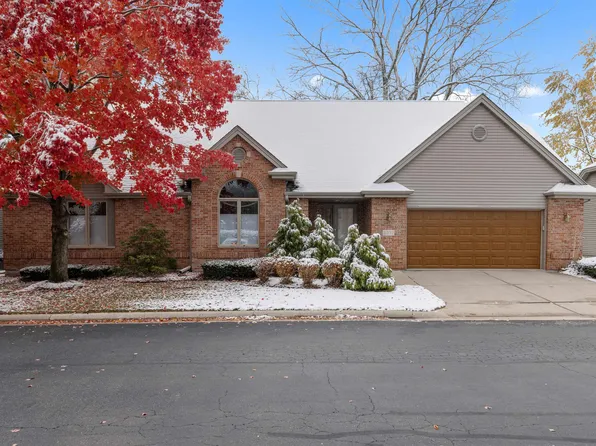 5933 Heritage Pl, Loves Park, IL 61111
