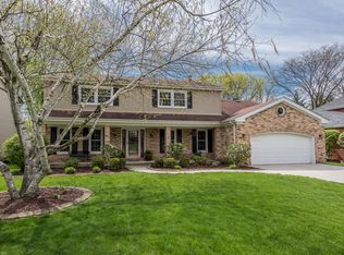 22W325 McCarron Rd, Glen Ellyn, IL 60137