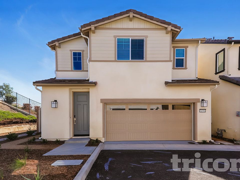 1st image of 31594 Dwight Dr