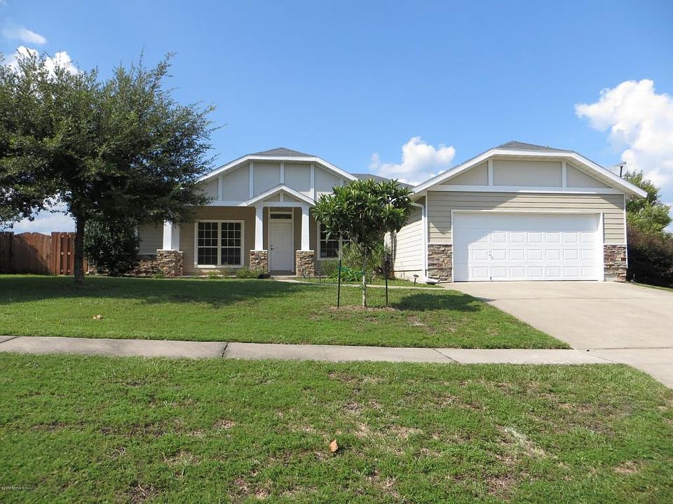 1st image of 3051 Hidden Oaks Dr