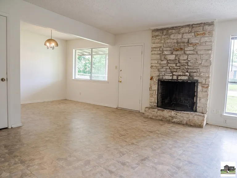 2210 Cascade Dr #B — Photo 6