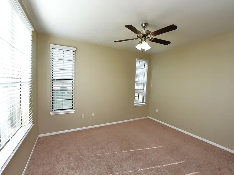Seaside Landing Apartments — Photo 14