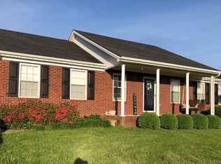 139 Secretariat Dr, Harrodsburg, KY 40330